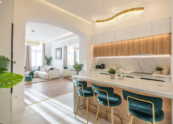 Luxurious Charming E47 City Center Suite By Prestige Homes Budapest, Hungary