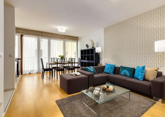 Quality Point Apartments 0-24 Reception Budapest, Hungary